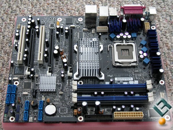 COMPUTER4US4: Intel D975XBX (i975X) Motherboard Pictures