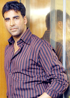 Akshay Kumar's designer outfit to be auctioned