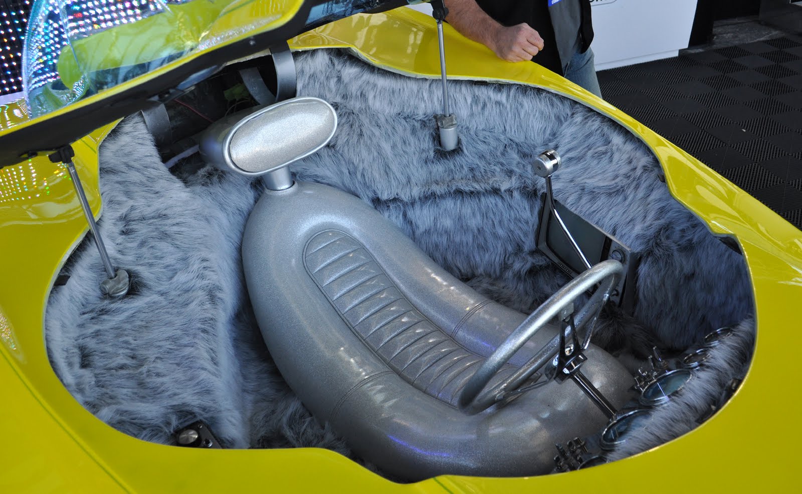 Just A Car Guy: Ed Roth's Mysterion had inherent build quality problem ...