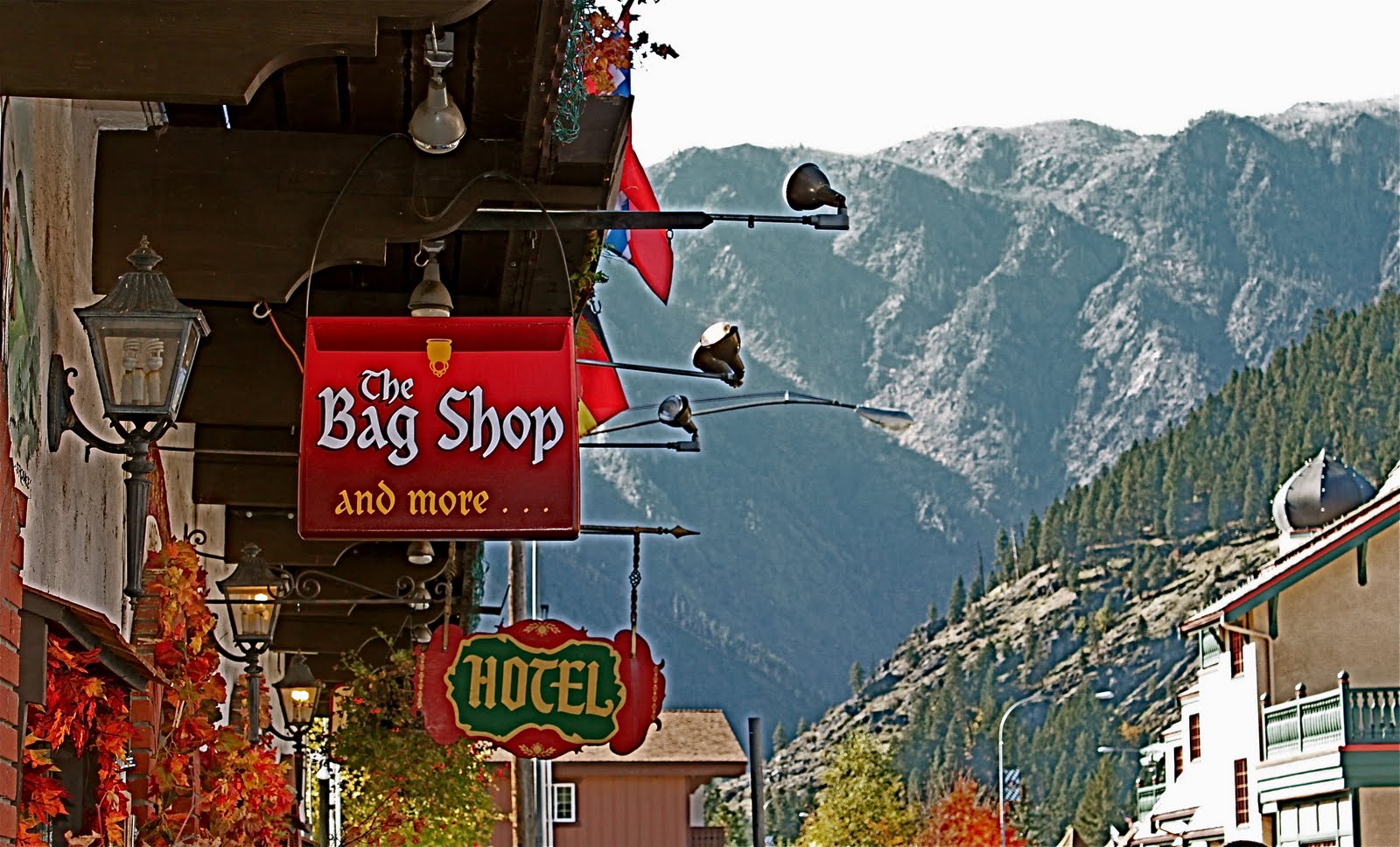fall-on-the-north-cascades-scenic-highway
