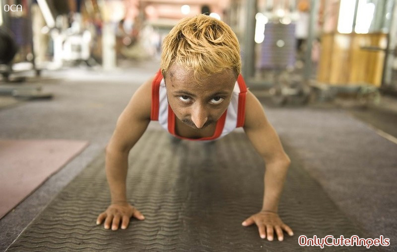 picworld Shortest Bodybuilder In The World