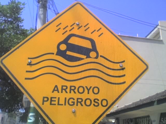 [Arroyo+Peligroso.jpg]