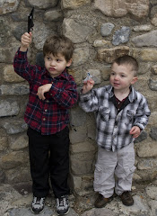 Kellen & Johnny Flying airplanes