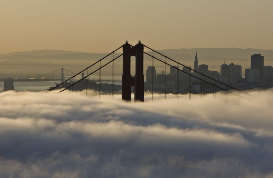 [San-Francisco-Fog4.jpg]