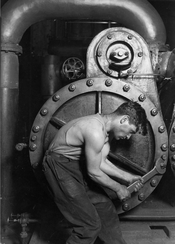 [Powerhouse+Mechanic+and+Steam+Pump+(1920).jpg]