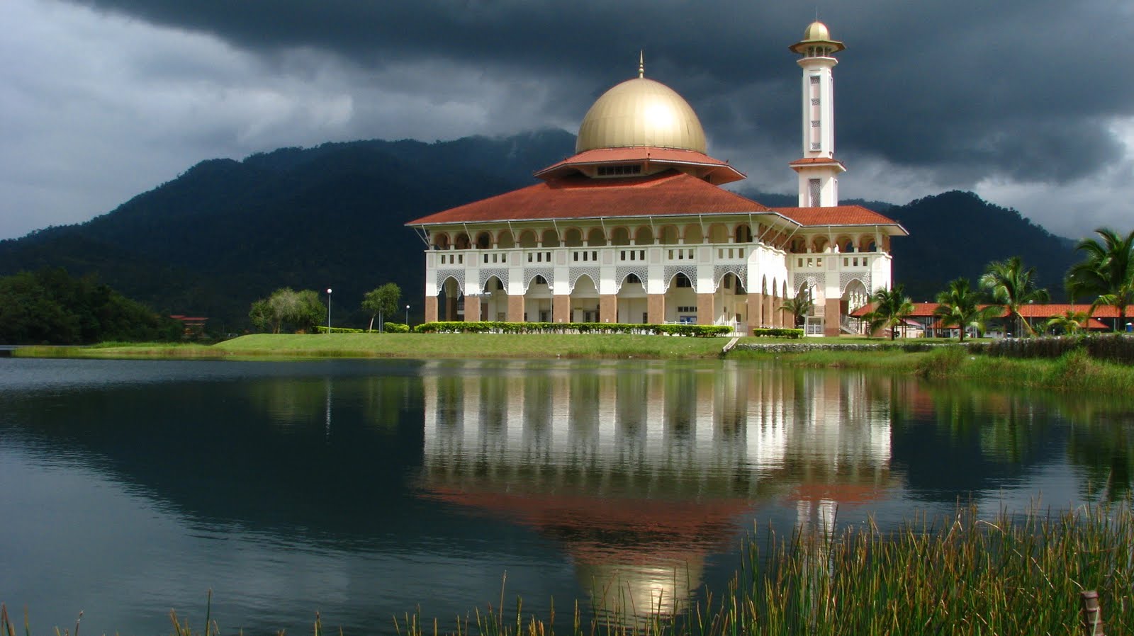 Janggut79 Masjid Darul Quran....