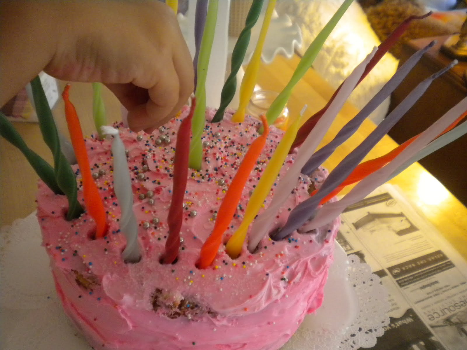 My Farmhouse Kitchen: Little Hands Bakes A Birthday Cake
