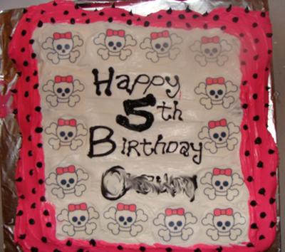 [skull+and+crossbones+cake.jpg]