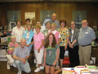 Friends of the Kinnelon Library Book Sale volunteers