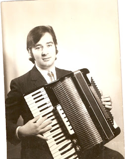 Francis Ruggieri: Los comienzos