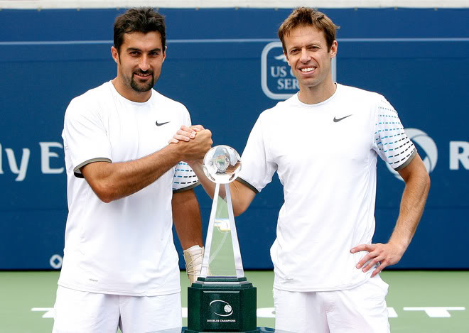 Tennis Officials World 2010 French Open Winners