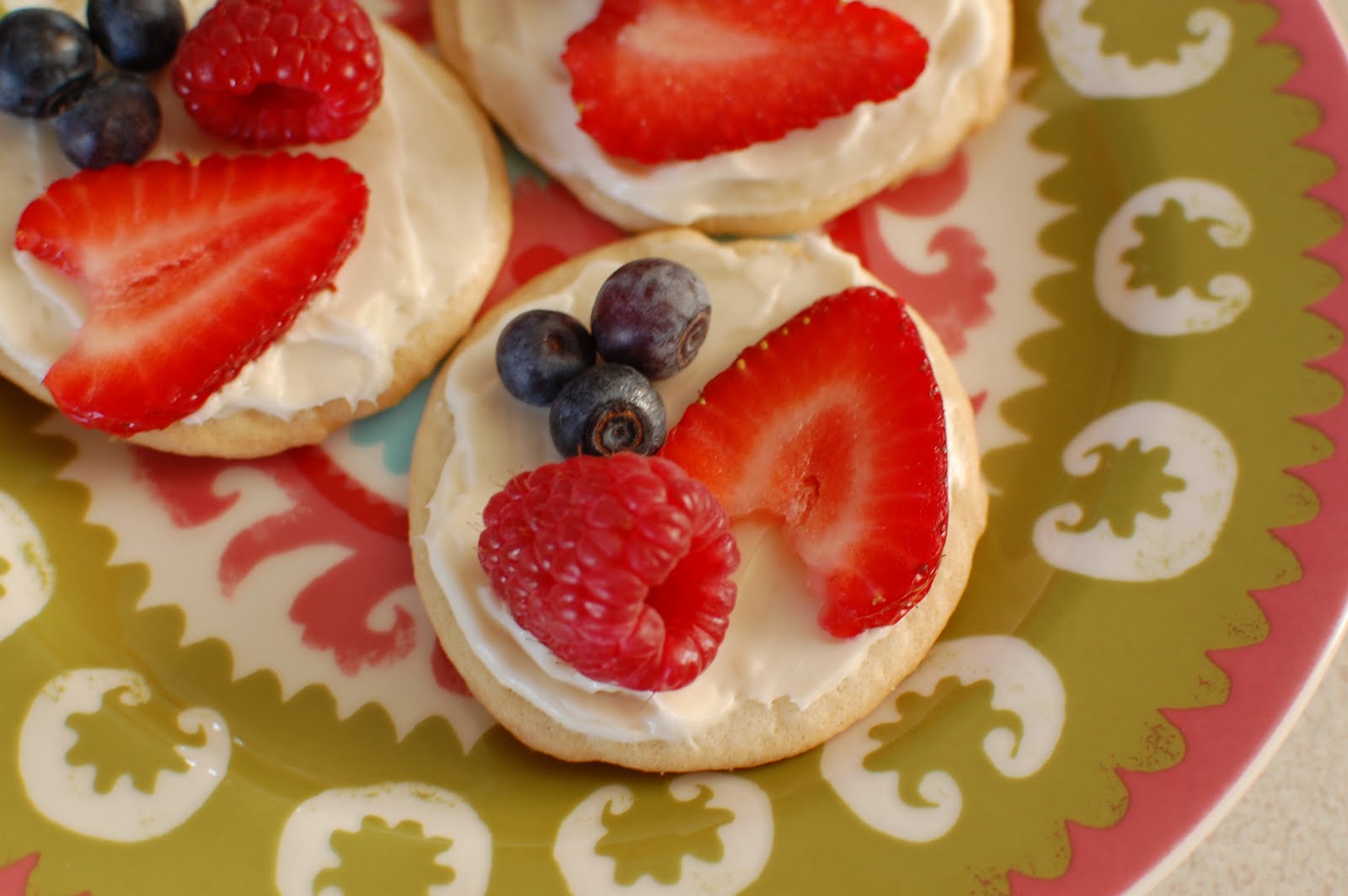 Grandma's Desserts Fruit Pizza BITES