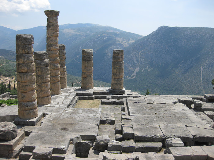 Delfos, templo de Apolo