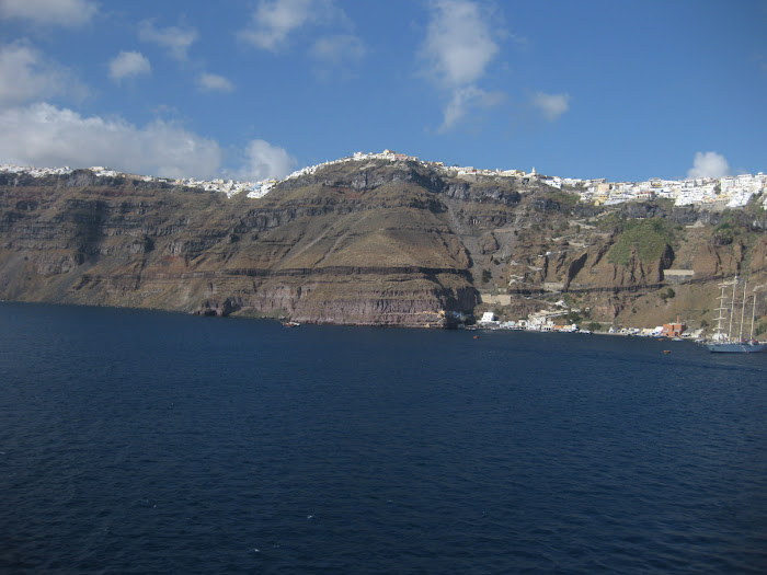 Santorini, en medio del volcán