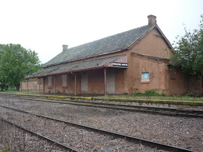 Resultado de imagen de EX TRABAJADORES FERROVIARIOS ESTACIÓN ARÁOZ Y TACANAS