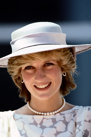 Insane About Fashion: Princess Diana