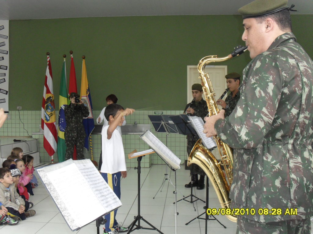 EEB Profª. Izolete Müller - Ensino Fundamental: Banda do 23 BI se ...