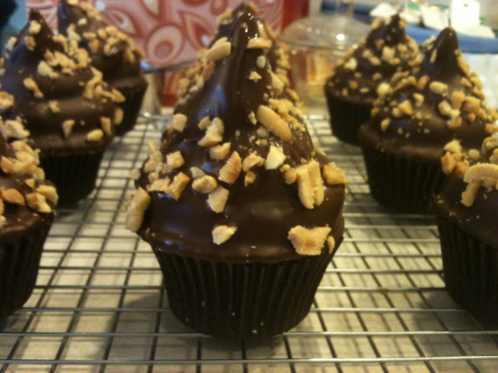 Frosted! Hi Hat Cupcakes Everything Tastes Better Dipped in Chocolate!!!