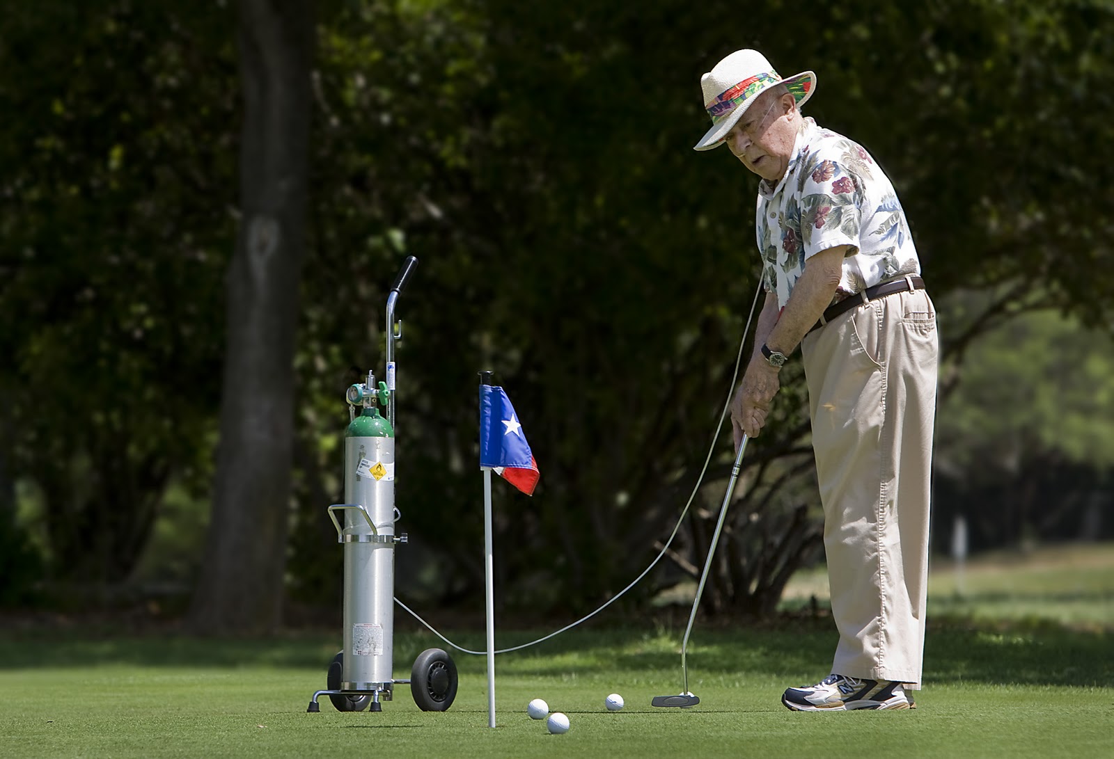 ArIaNa'S PhOtOjOuRnAliSm BlOg November 2010