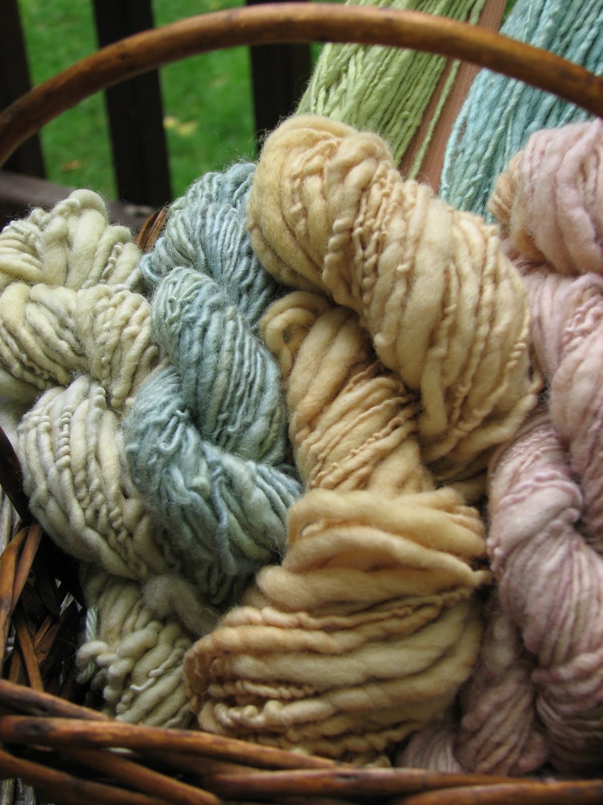 Syrendell Spinning, Dyeing, Weaving!