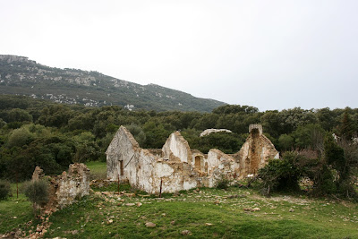 Ruinas de la antigua venta