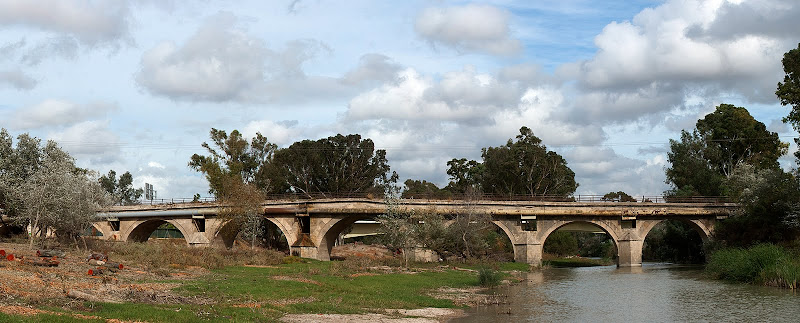 Panorama del Puente de Cartuja
