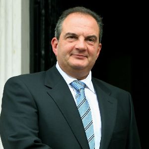 De Siris: Κώστας Καραμανλής