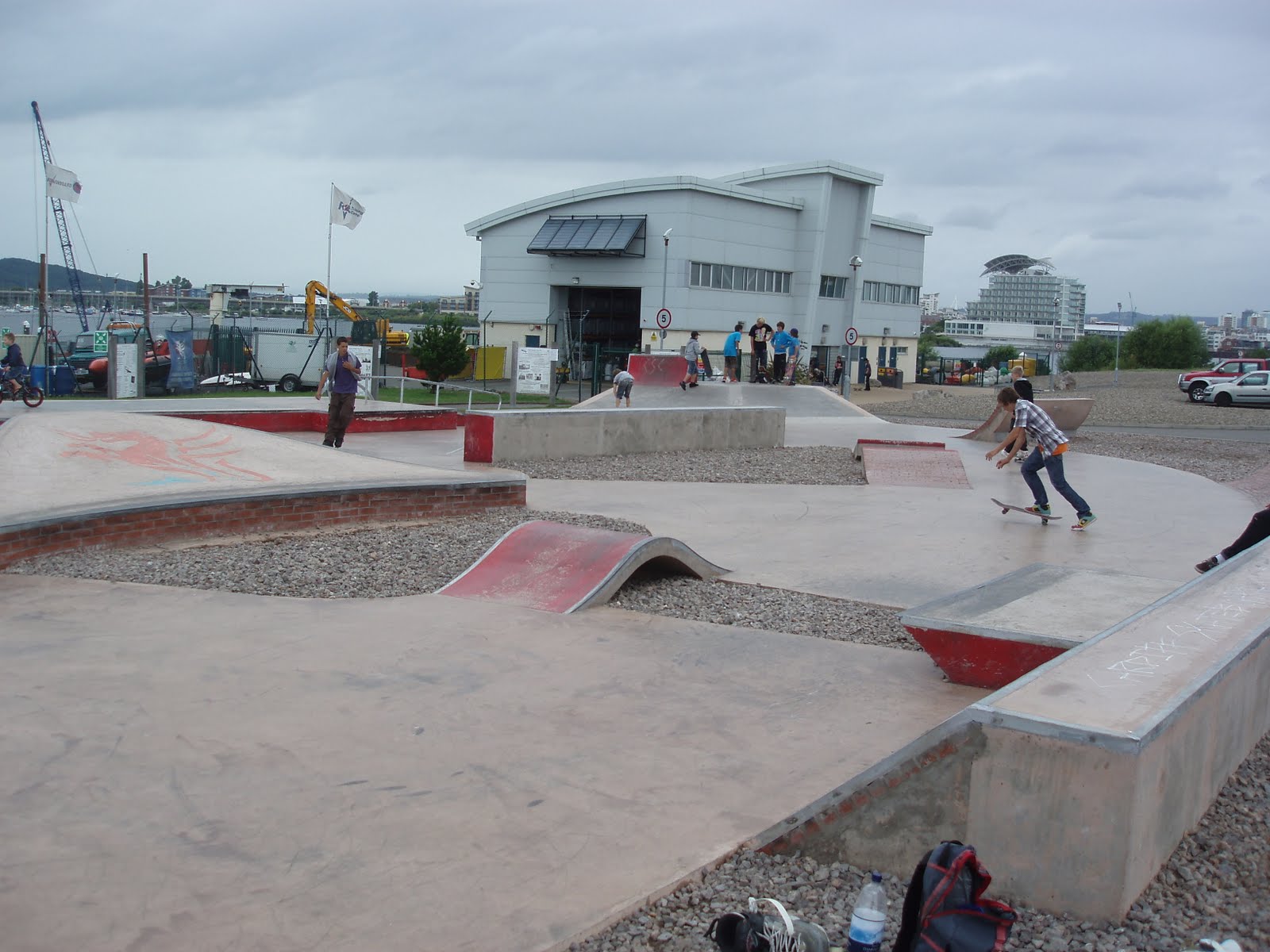 Cardiff skate plaza