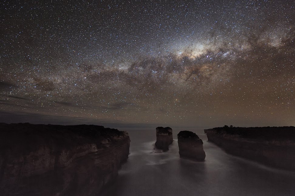 MilkyWay-Rocks-LochArdGorge-AustraliaCoast.jpg