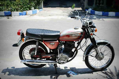 classic 125 motorcycle