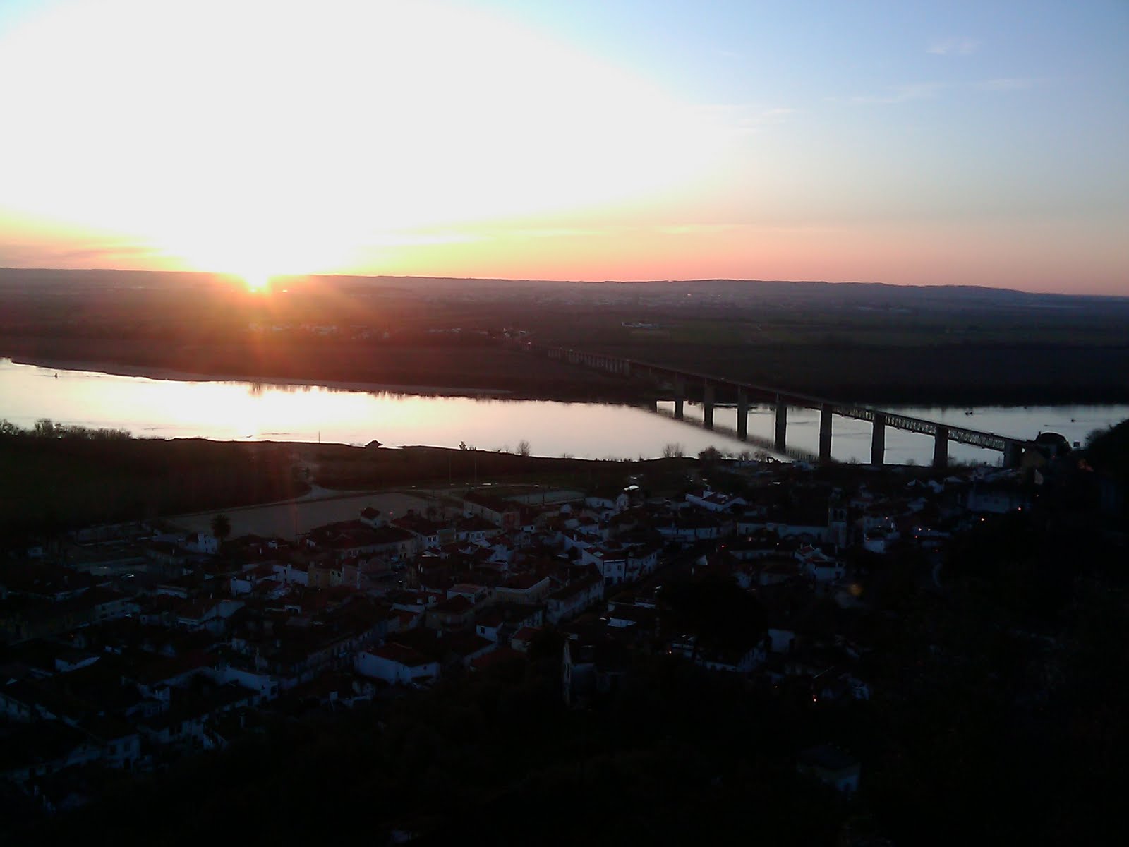 [=?utf-8?B?SU1BRzAxNTguanBn?=-754076]