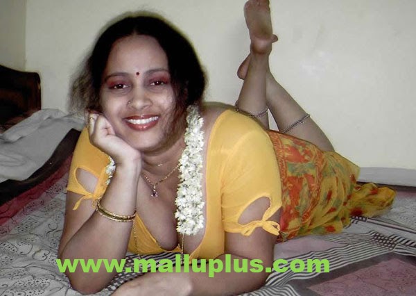 Mallu Actress Photo Gallery Tamil Sizzling Actress