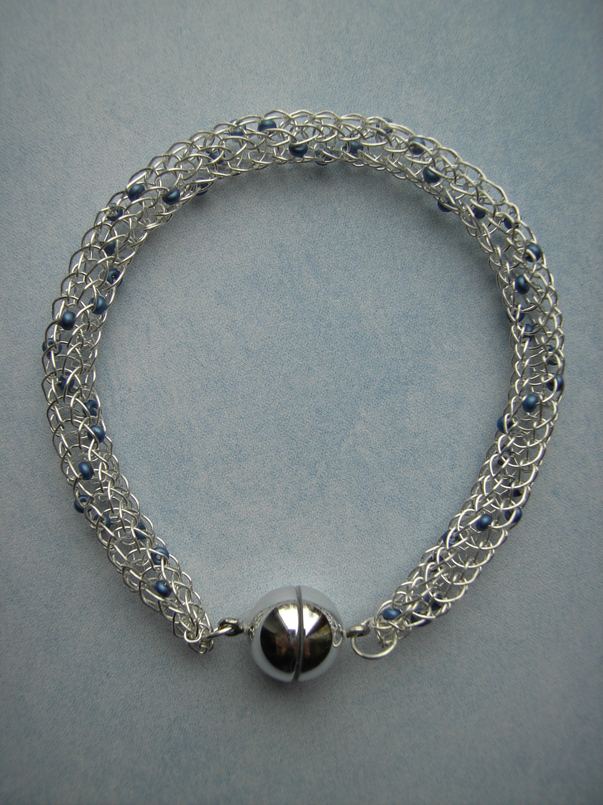 [Armband+VK+Blue+Spiral+1.JPG]