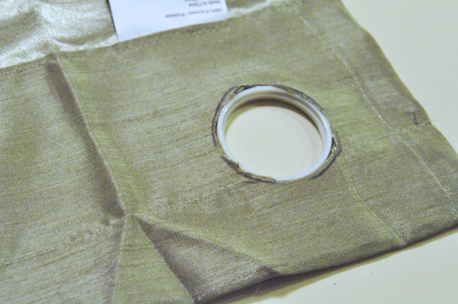 Finding My Aloha DIY grommets