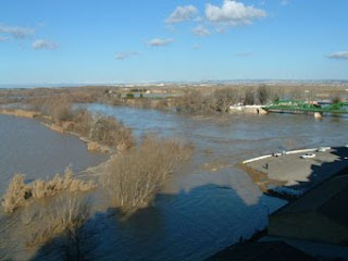 Desbordamiento del río Ebro a su paso por Gallur en 2003
