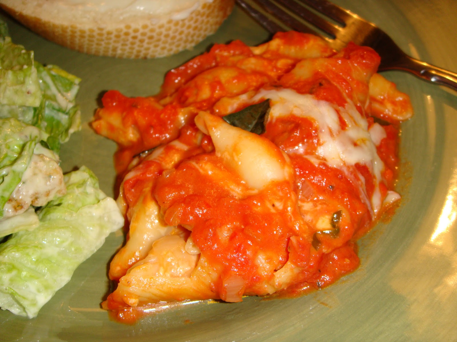 Random musings of a cluttered kitchen... Cheesy ShellStuffed Shells w