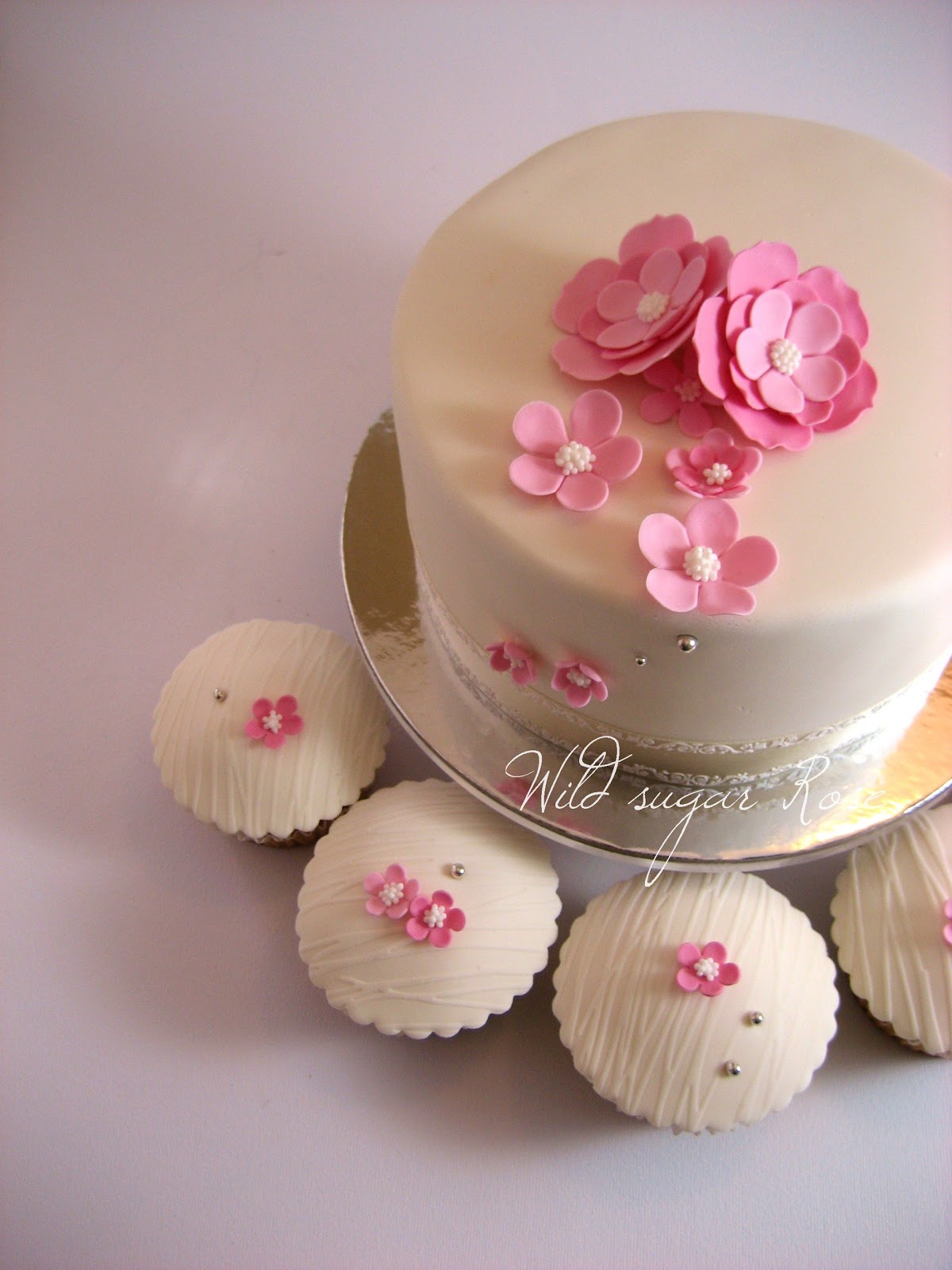 Wild sugar Rose wedding cakes, cupcakes and cake