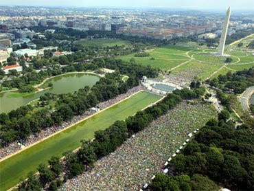 Restore America rally photo from above, Washington Monument