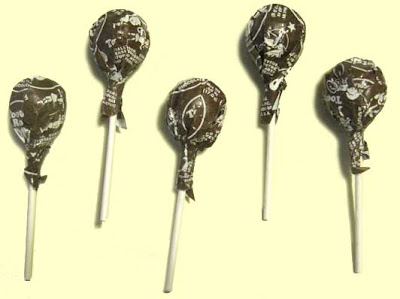 Photo of five chocolate Tootsie Pops