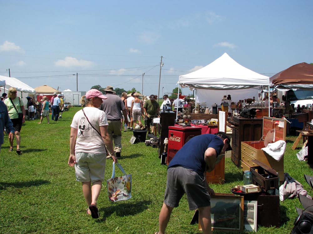 World's Longest Yard Sale Project Day 1 From Crossville, TN to Albany, KY