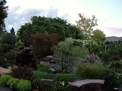 Updates, Live: Merrifield Garden Center