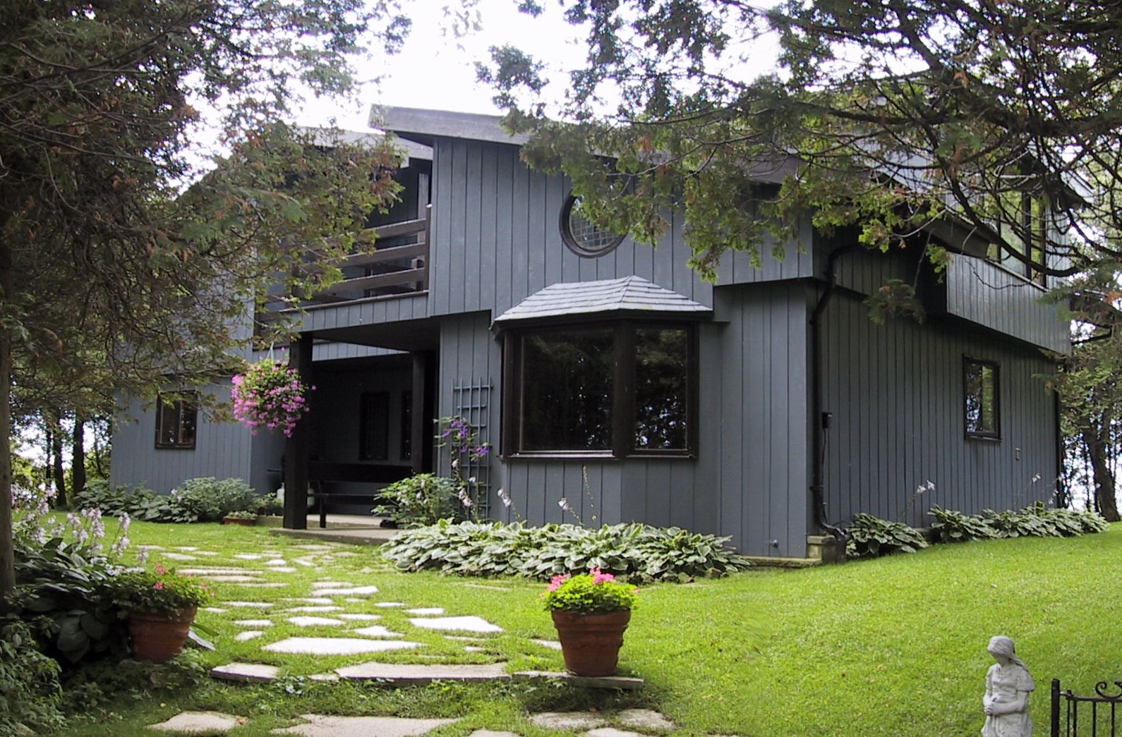 [Exterior+front.jpg]