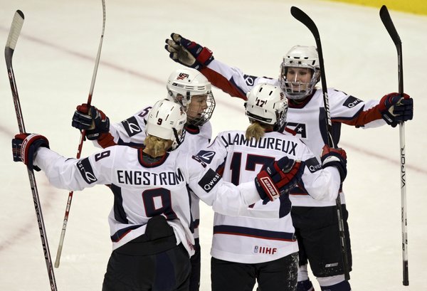 [10olympics+USA+vs+FIN.JPG]