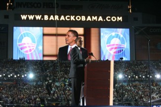 [08DNC_obama+acceptance+speech.jpg]