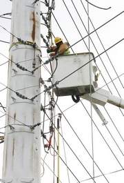 [Louisville_Lge+power+crew.jpg]