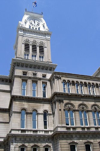 [Louisville+City+Hall.jpg]