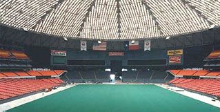 [houston_astrodome2.jpg]