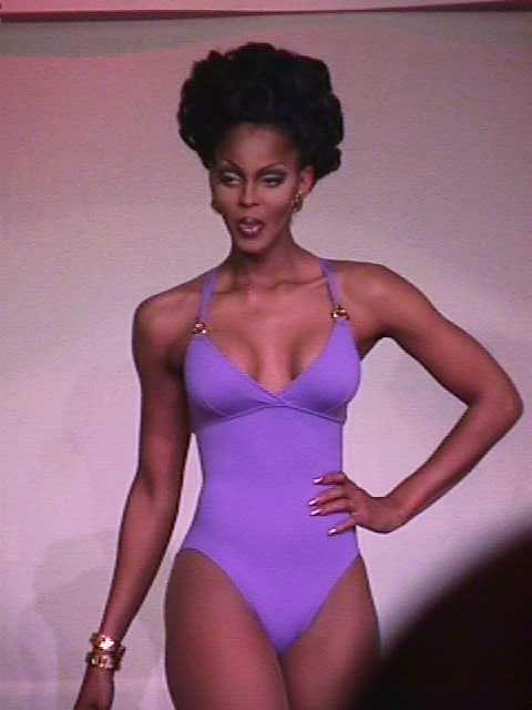 [ts-Jasmine+Bonet1.jpg]