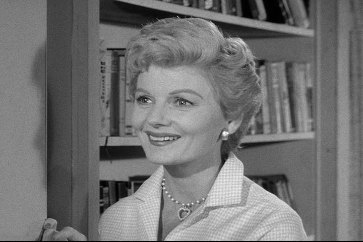 [Barbara+Billingsley1.JPG]