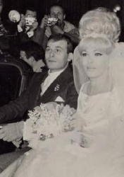 [ts-coccinelle+married.jpg]